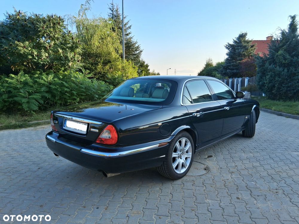 Jaguar XJ XJ6 2.7 D Executive - 6