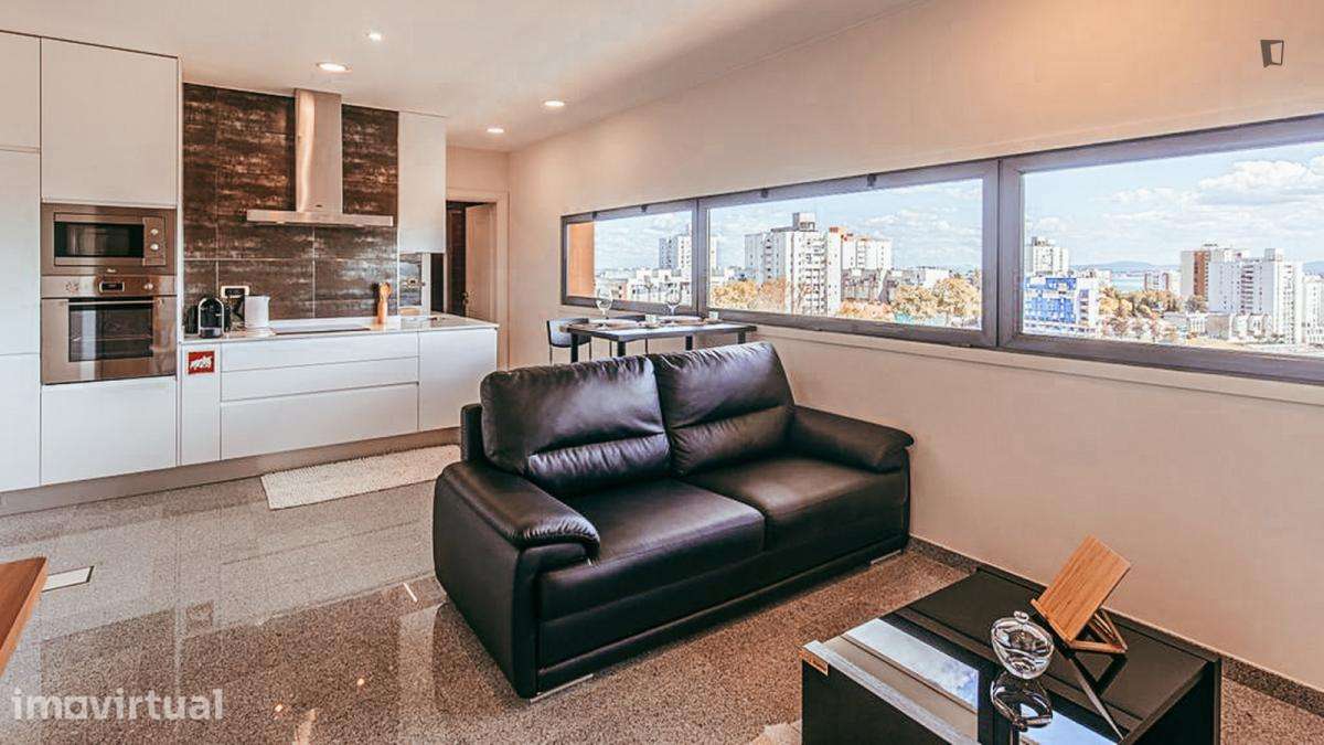 Apartamento com 1 quartos - localizado em Bela Vista Lisbon - Grande imagem: 3/29