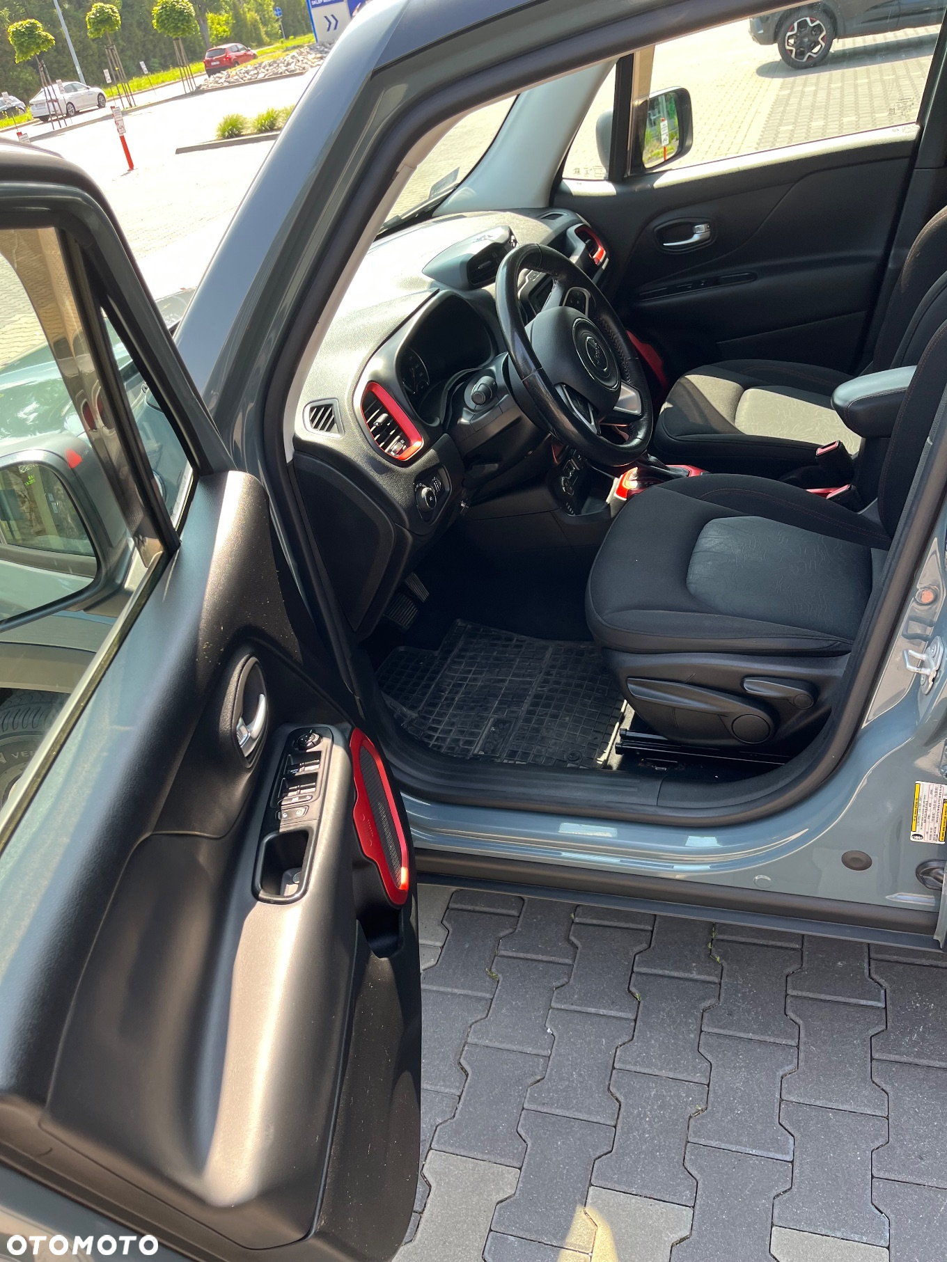 Jeep Renegade - 14
