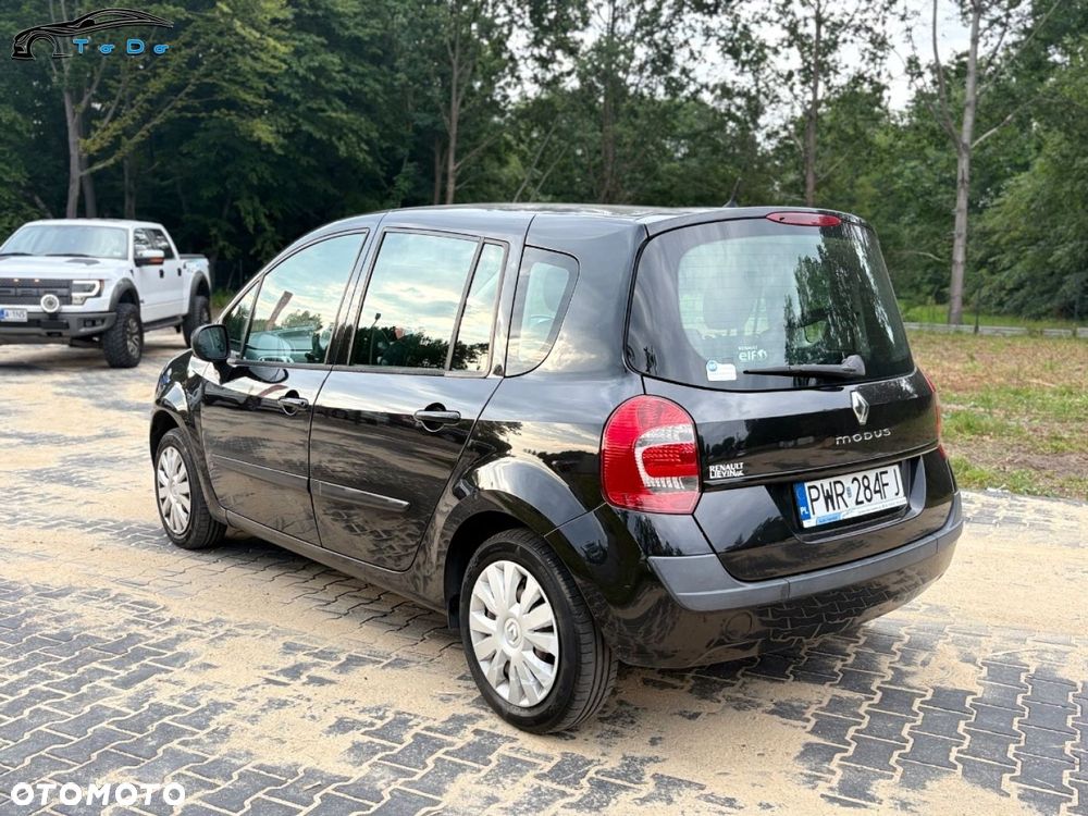 Renault Modus 1.2 16V Night&Day - 11