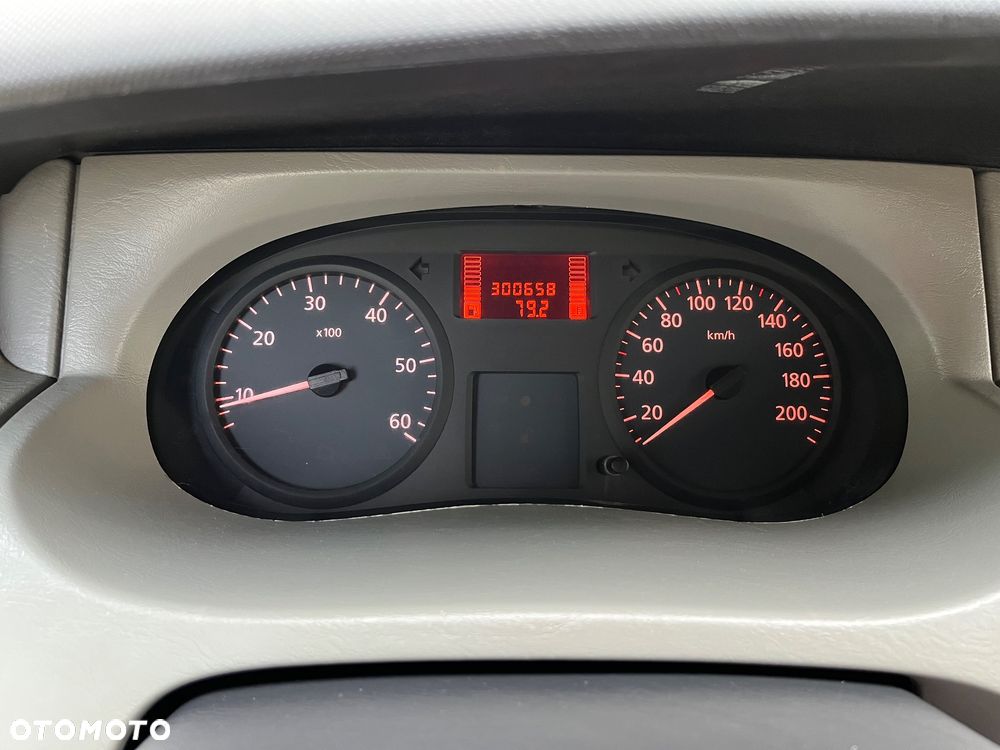 Renault TRAFIC - 21