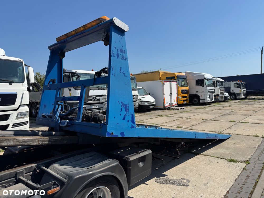 Iveco EuroCargo 100E15 hydrauliczna platforma wciągarka - 14