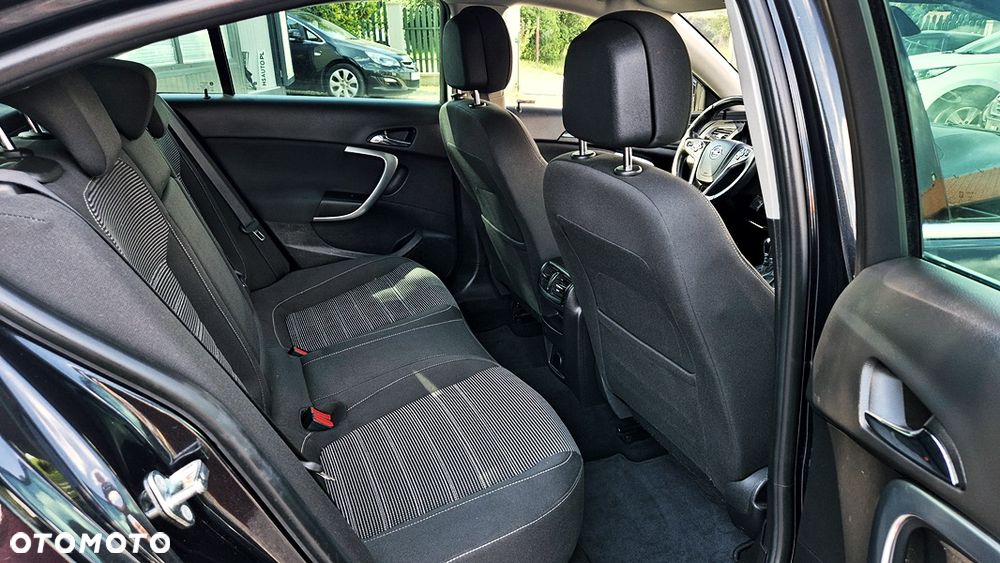 Opel Insignia 1.6 T Cosmo S&S EU6 - 34