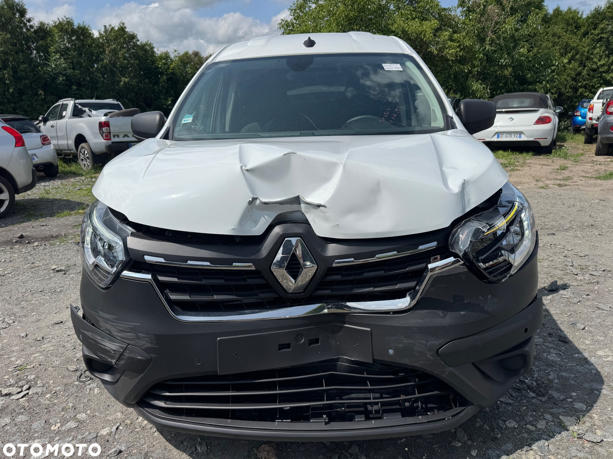 Renault EXPRESS 1.5dci KAMERA; NAWIGACJA, PÓŁ SKÓRY, CZUJNIKI PRZÓD I TYŁ świeżo sprowadzony, OKAZJA!!! - 17