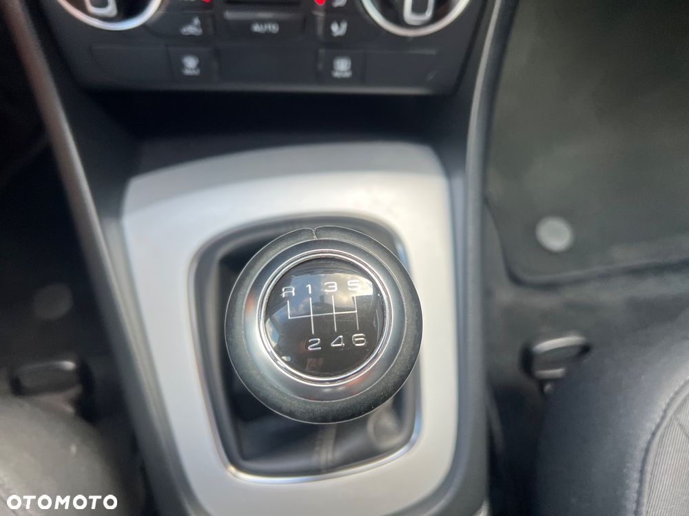 Audi Q3 2.0 TDI - 38
