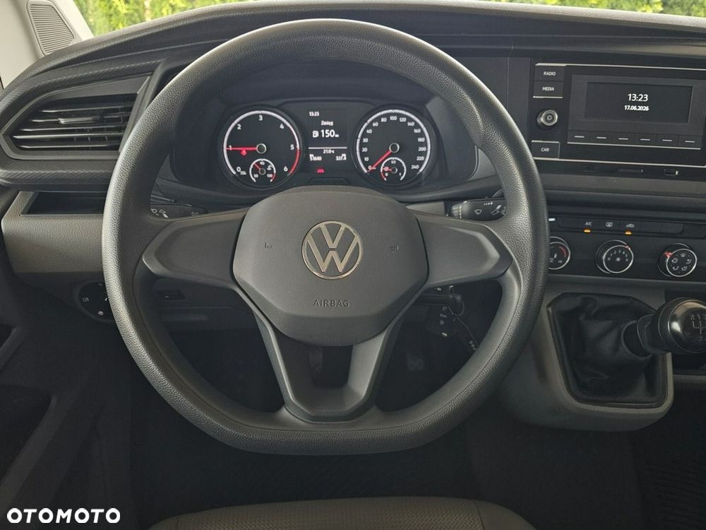 Volkswagen Transporter - 18