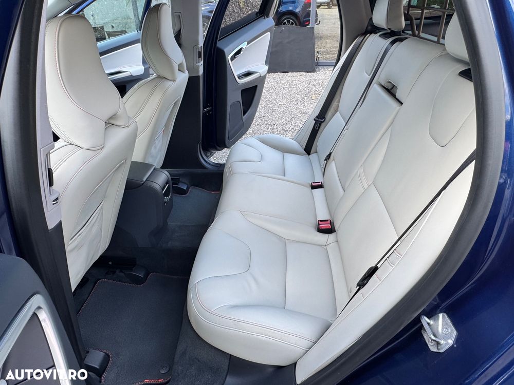 Volvo XC 60 D4 Geartronic Ocean Race - 31