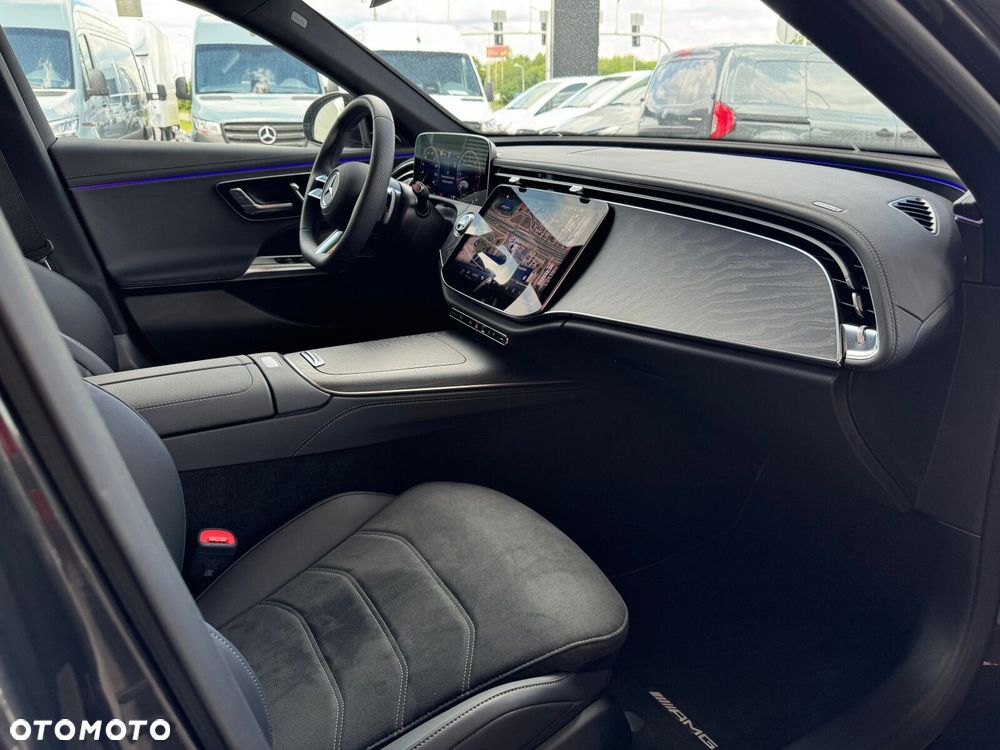 Mercedes-Benz Klasa E 220 d mHEV 4-Matic AMG 9G-Tronic - 19