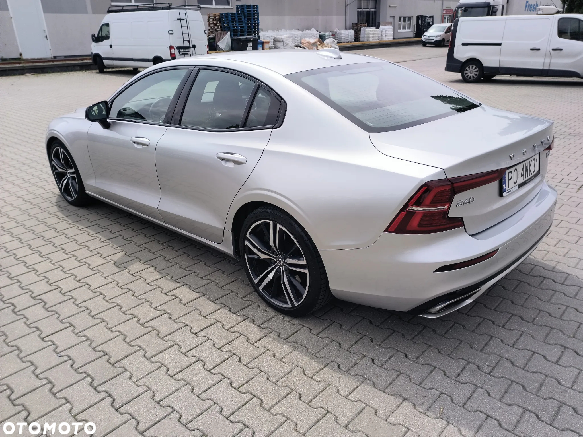 Volvo S60 T5 AWD R-Design - 7