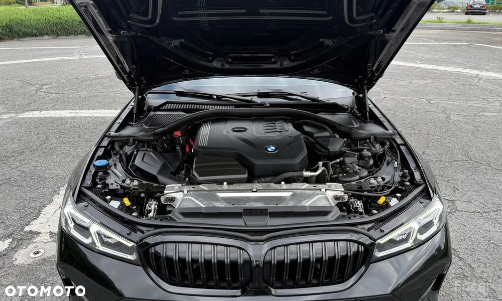 BMW Seria 3 320i M Sport Edition sport - 7