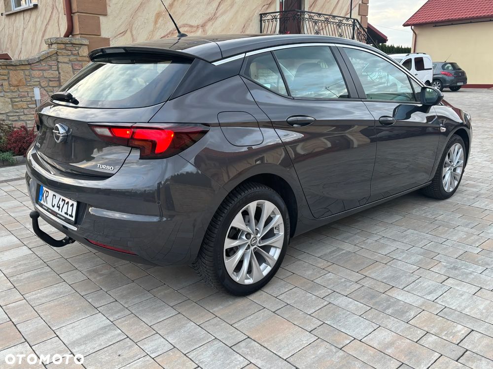 Opel Astra 1.4 Turbo Cosmo - 4