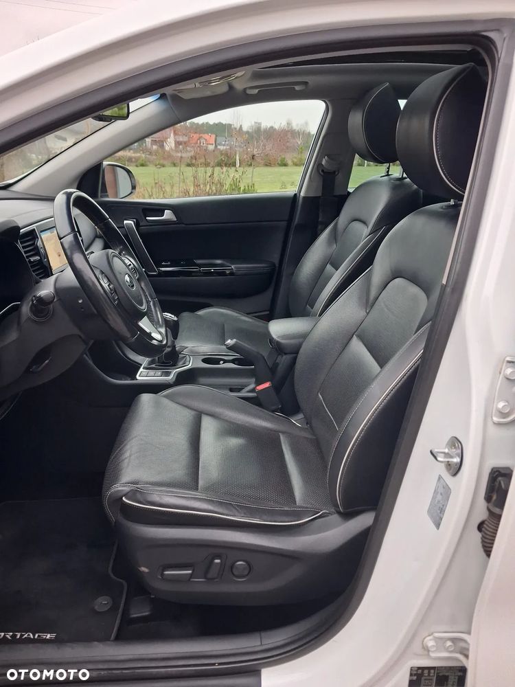 Kia Sportage - 11