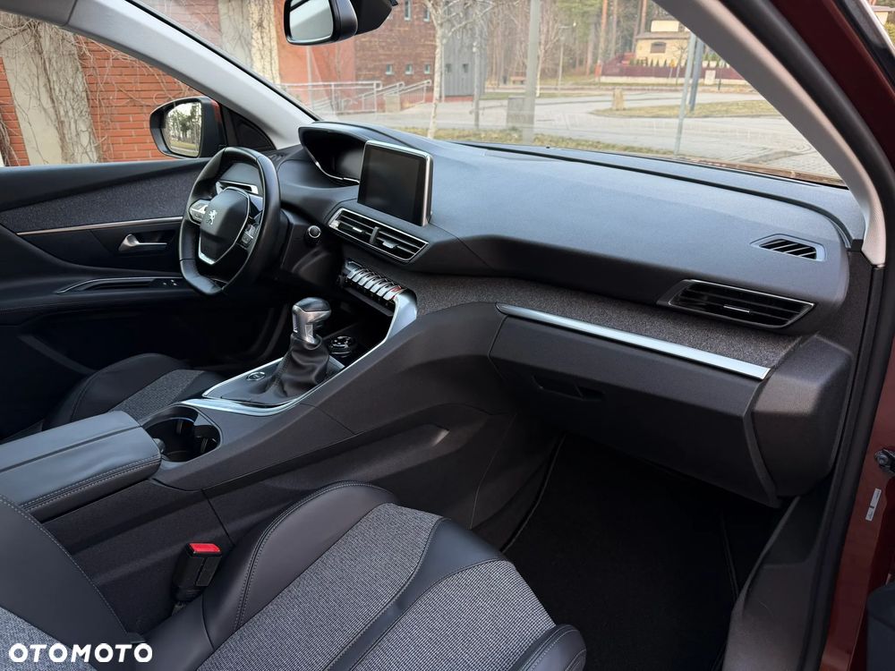 Peugeot 3008 BlueHDi 120 Stop & Start Allure - 28