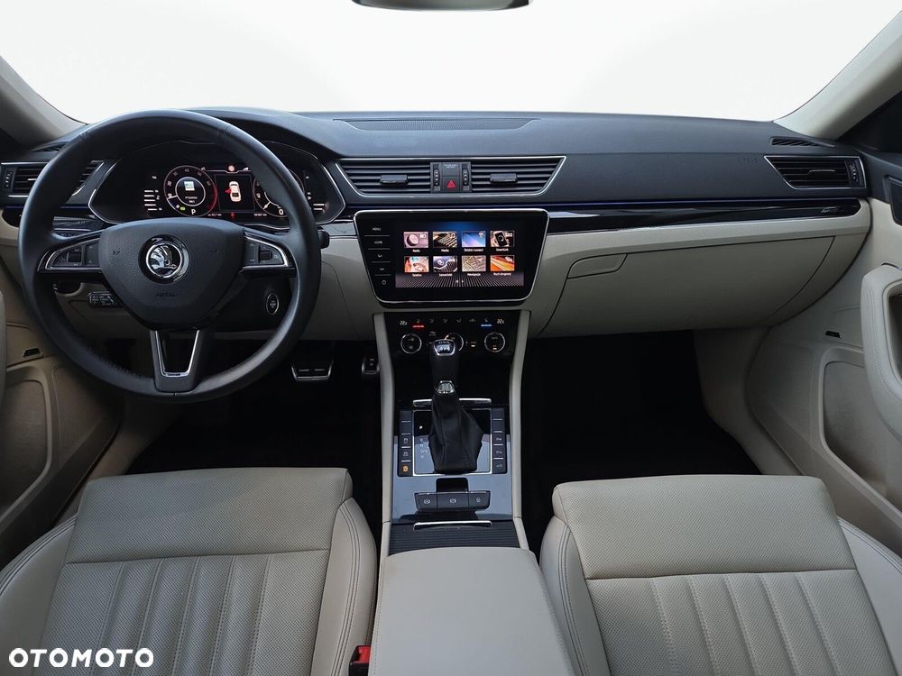 Skoda Superb 2.0 TSI 4x4 L&K DSG - 10