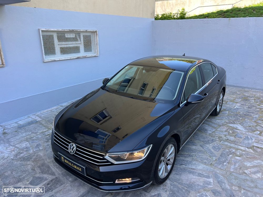 VW Passat 2.0 TDI Confortline DSG - 10