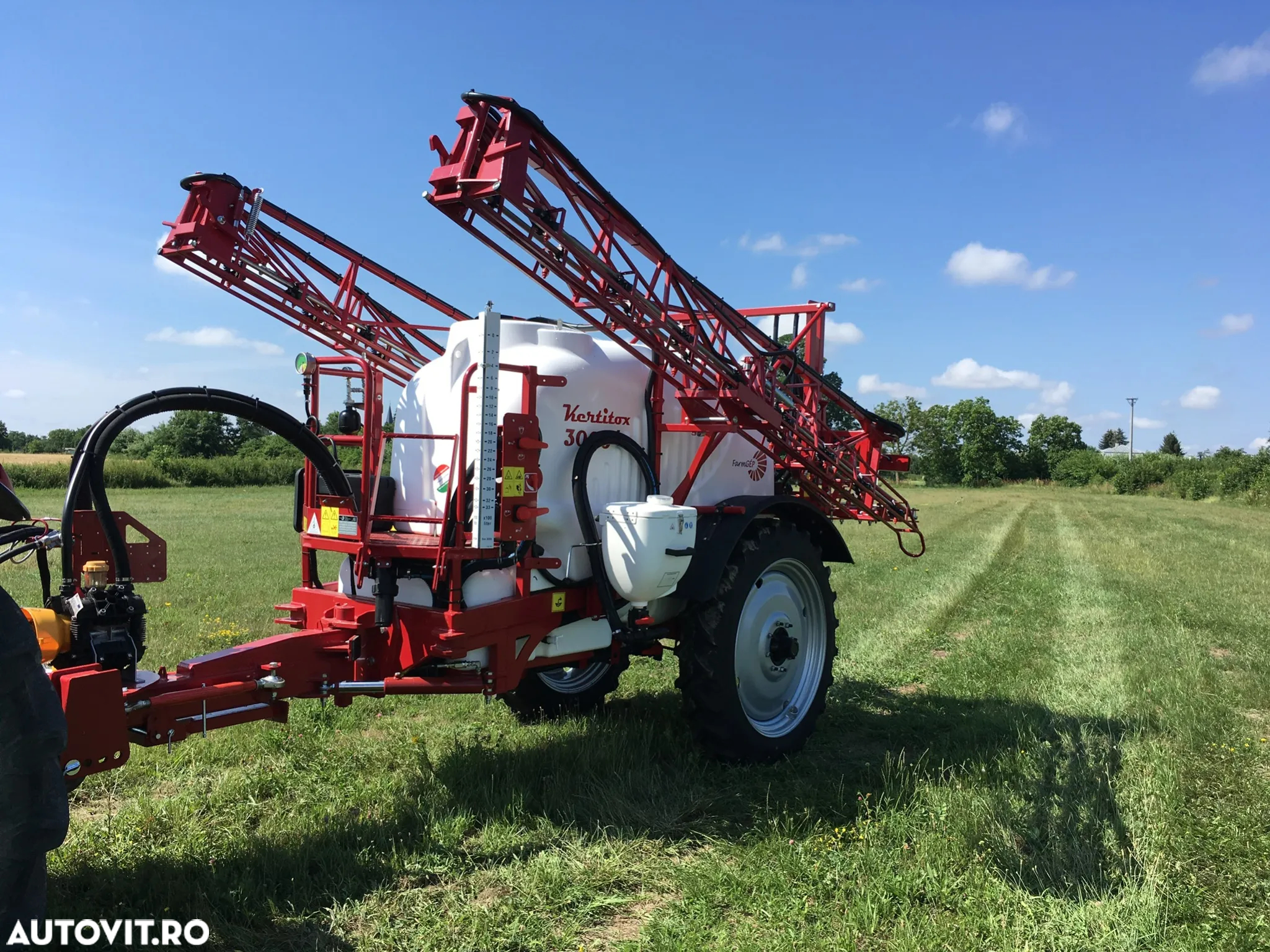 Altul Erbicidator tractar Farmgep Kertitox EcoLine 2000l/18m - 11