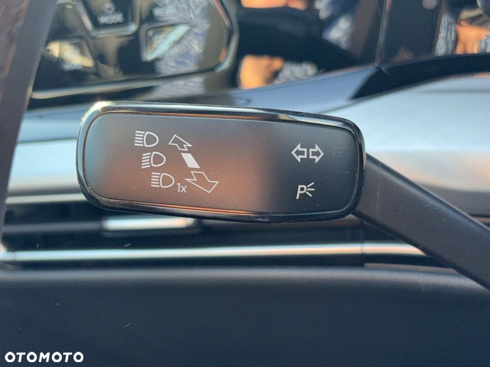 Volkswagen Golf - 18