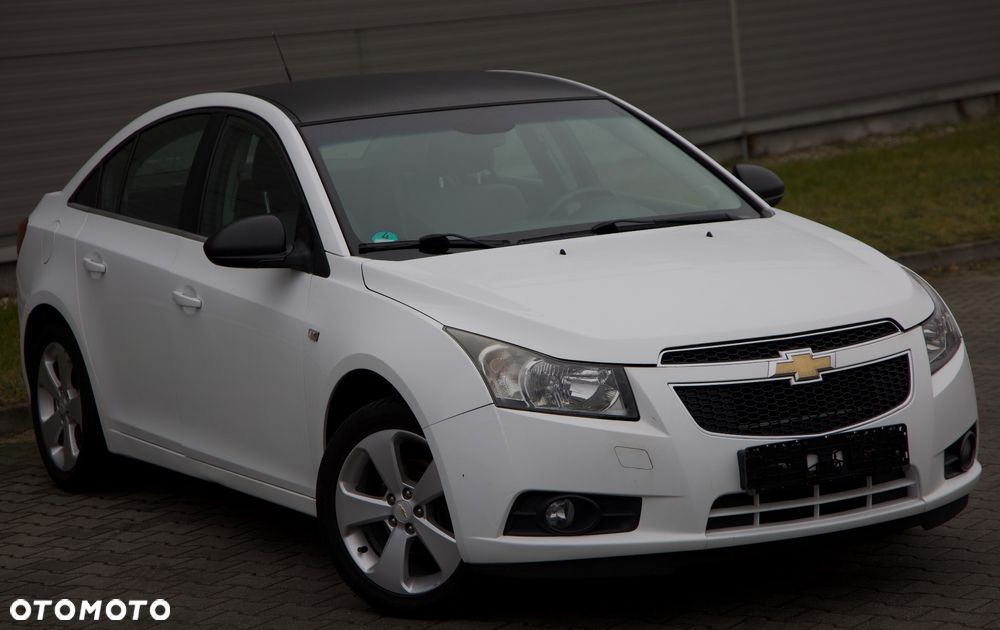 Chevrolet Cruze 1.8 LTZ - 9
