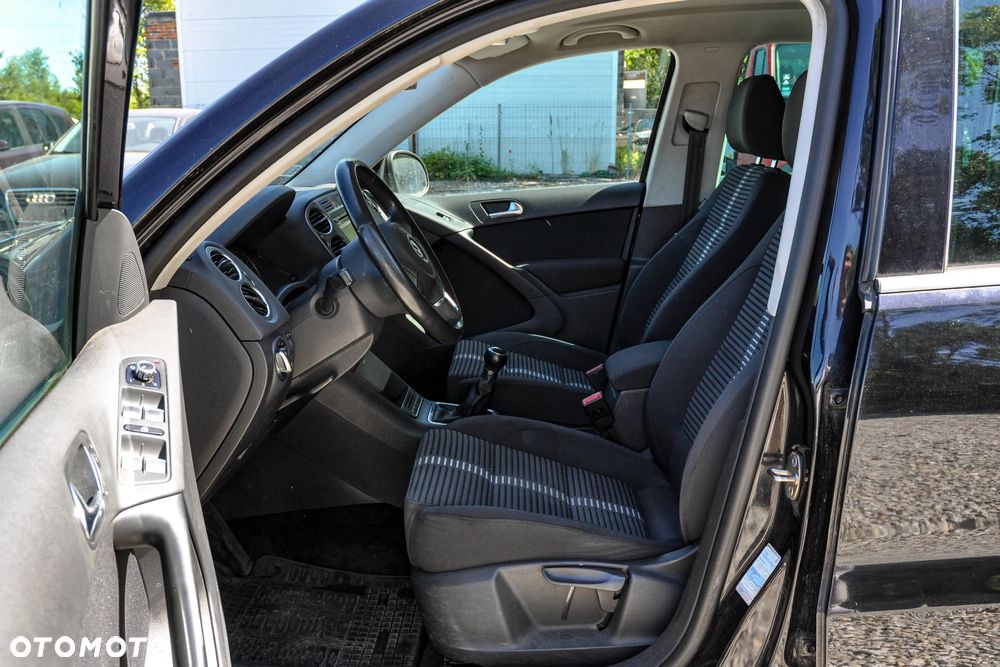 Volkswagen Tiguan - 5