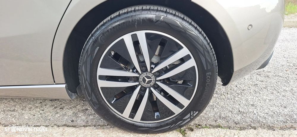 Mercedes-Benz A 250 e Progressive - 13