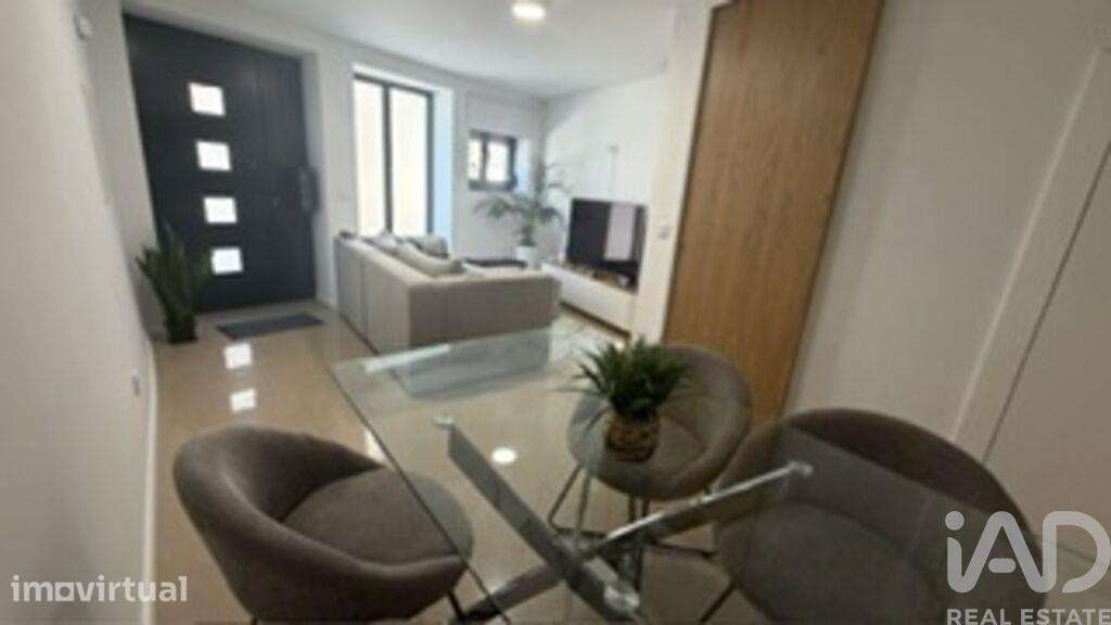 Casa / Villa T2 em Penafiel de 73 m2 - Grande imagem: 3/33