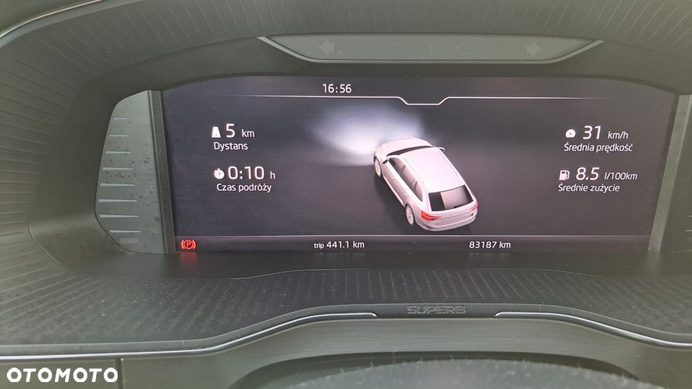 Skoda Superb 2.0 TDI DSG Premium Edition - 8
