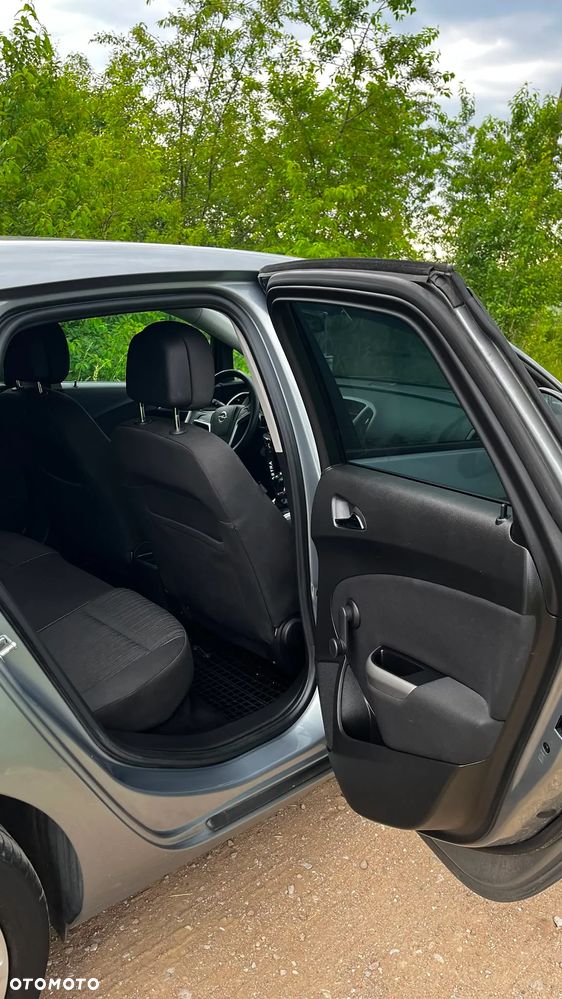 Opel Astra 1.6 - 14