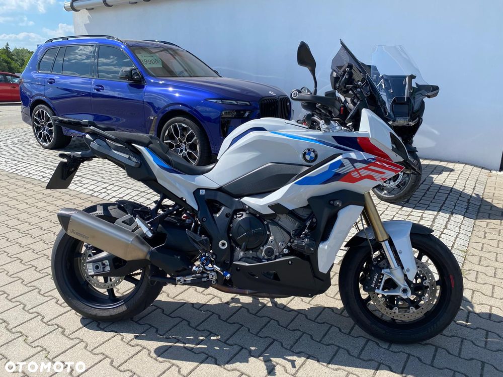 BMW XR - 1