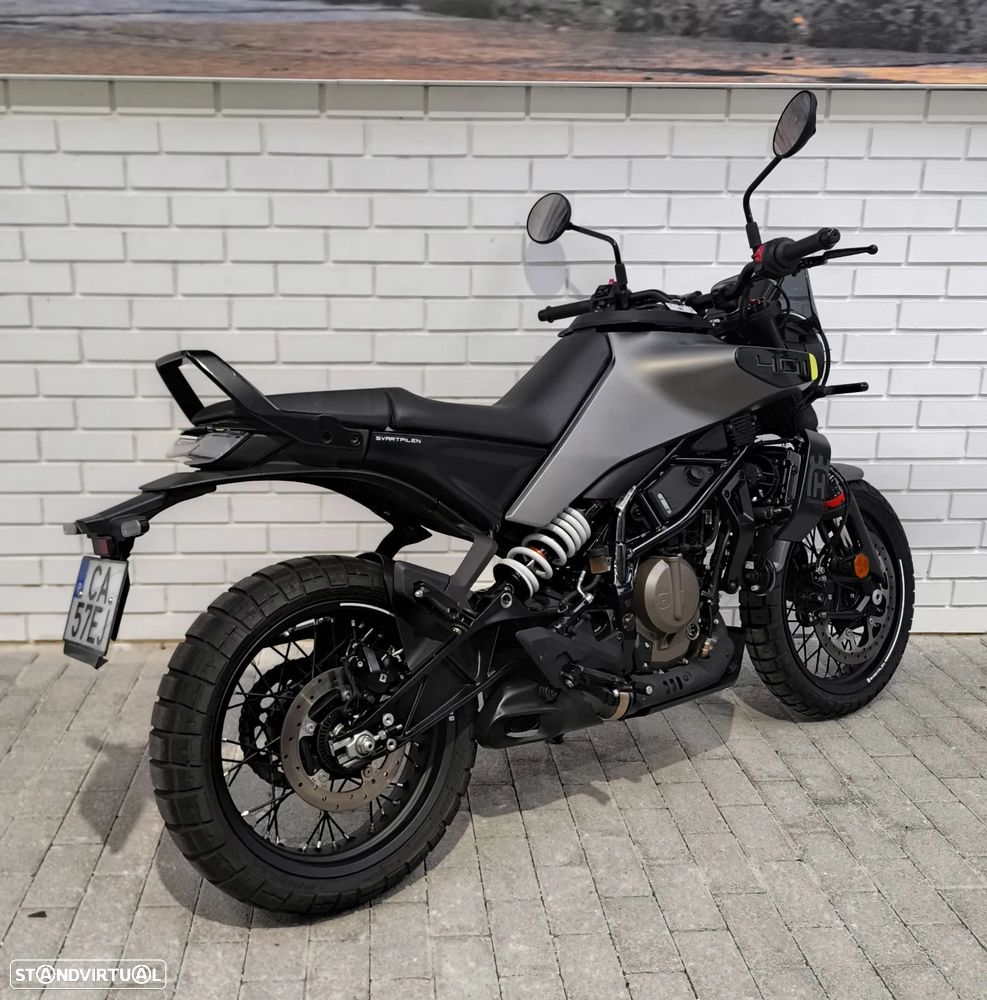 Husqvarna Svartpilen 401 - 3