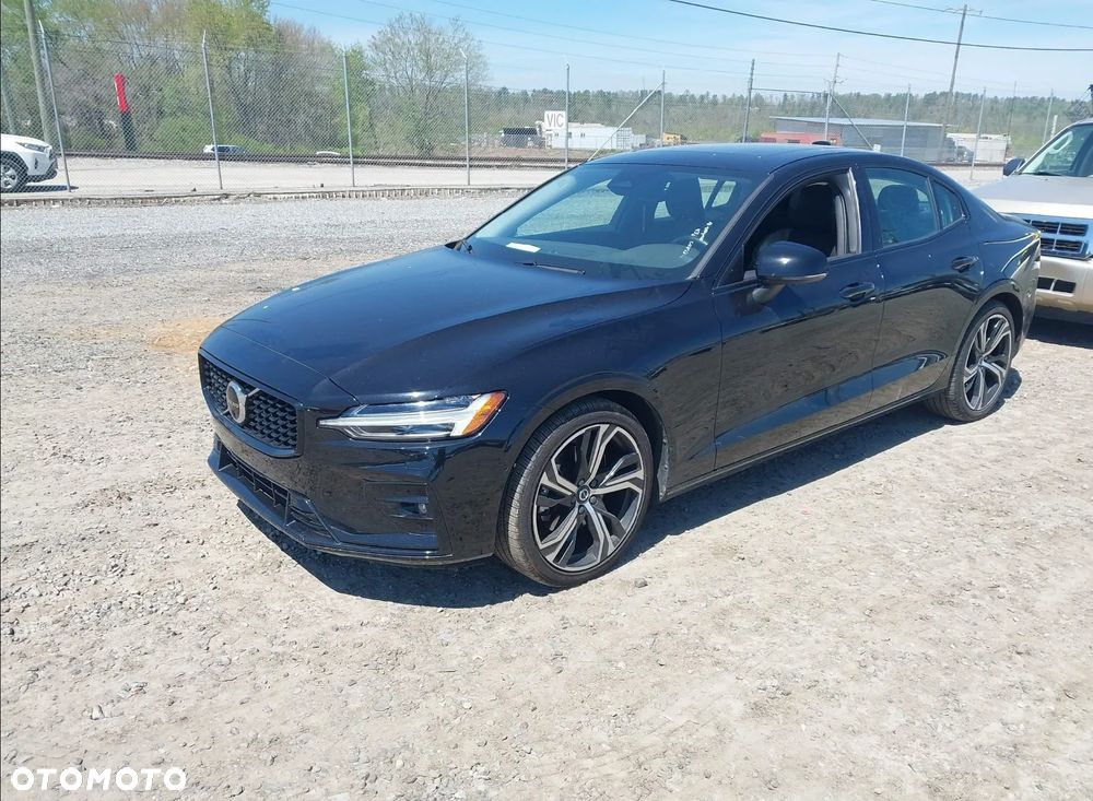 Volvo S60 - 1