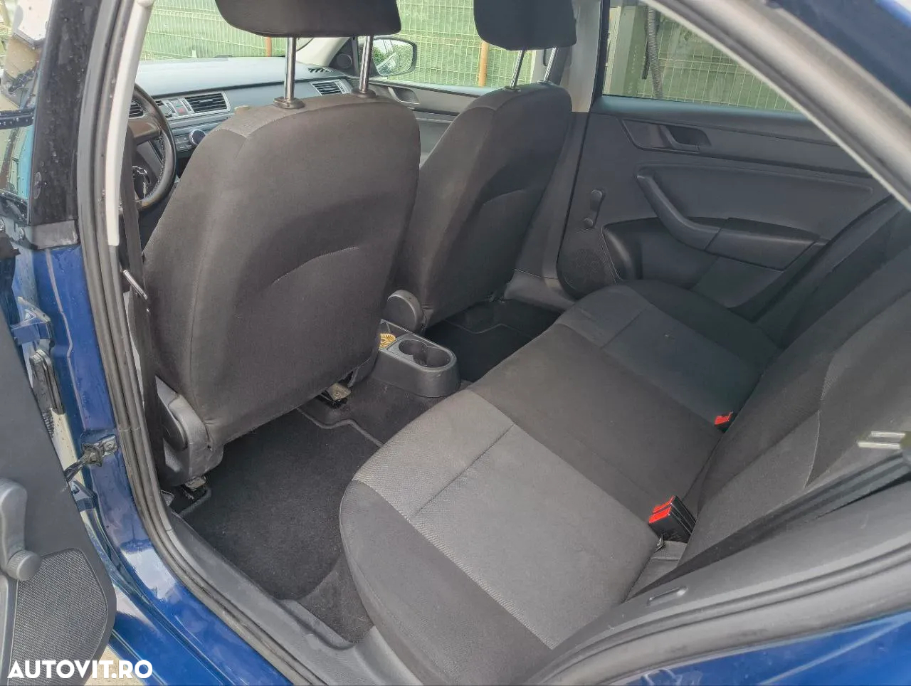Skoda RAPID 1.2 TSI Active - 8