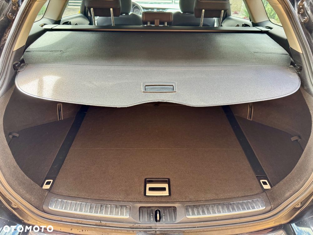 Toyota Avensis Combi 1.8 Multidrive S Executive - 8