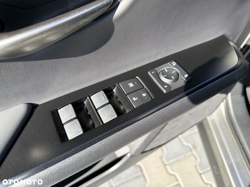 Lexus UX 250h GPF Business 2WD - 23