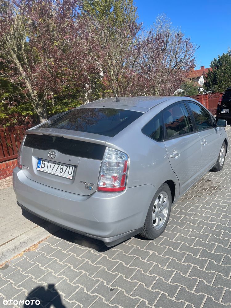 Toyota Prius 1.5 VVT-i Prestige - 3