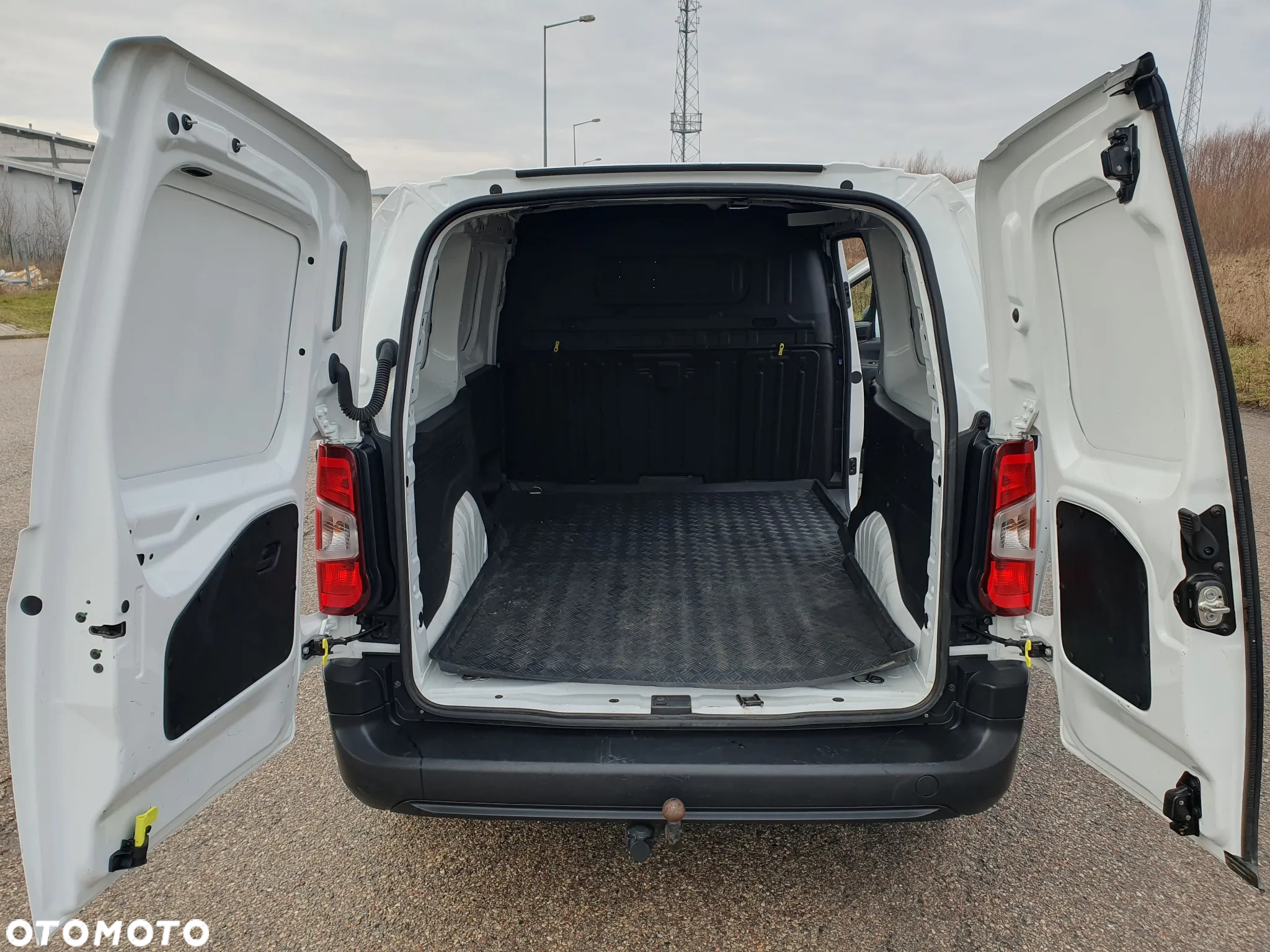 Opel Combo - 28