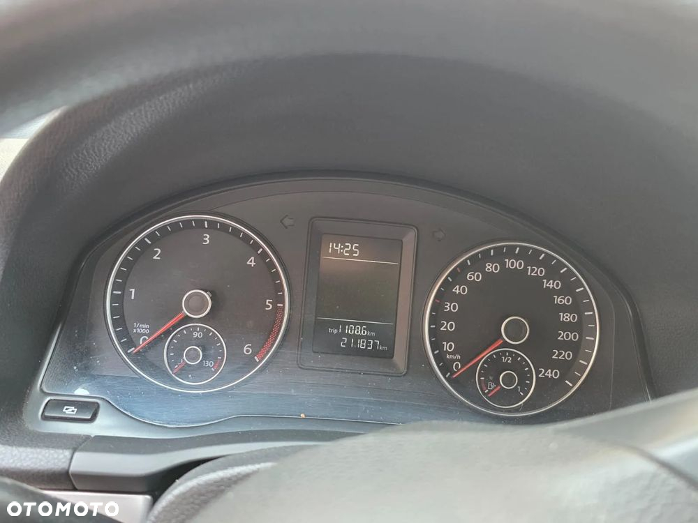 Volkswagen Jetta 1.6 TDI DPF Trendline - 9