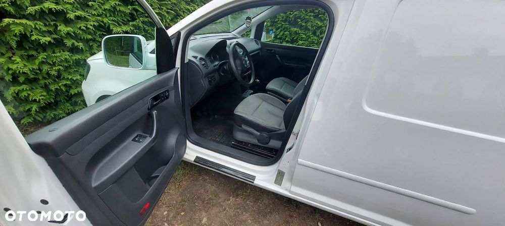 Volkswagen Caddy - 10