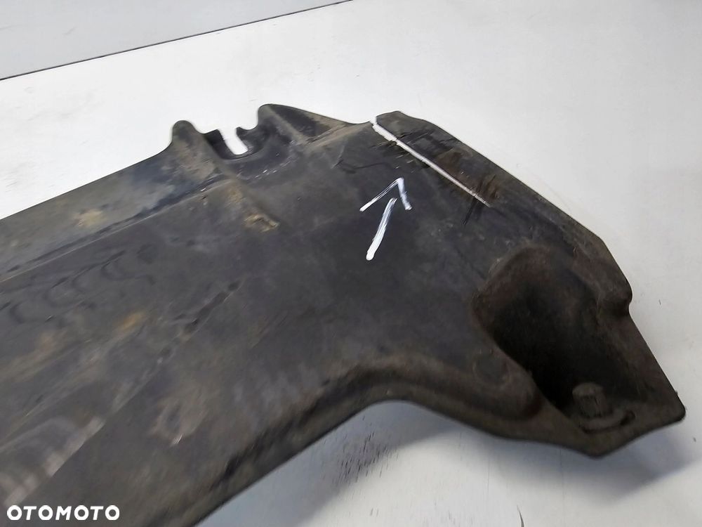 OSŁONA PODWOZIA TYŁ AUDI A4 B9 8W0825216E - 3
