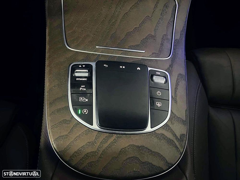 Mercedes-Benz E 400 d Exclusive Line 4Matic - 34