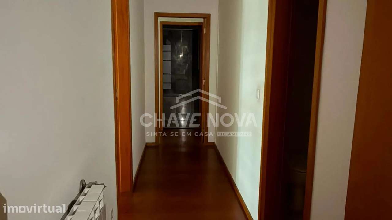T3 c/ Lugar de Garagem em Oliveira do Douro - Grande imagem: 5/20