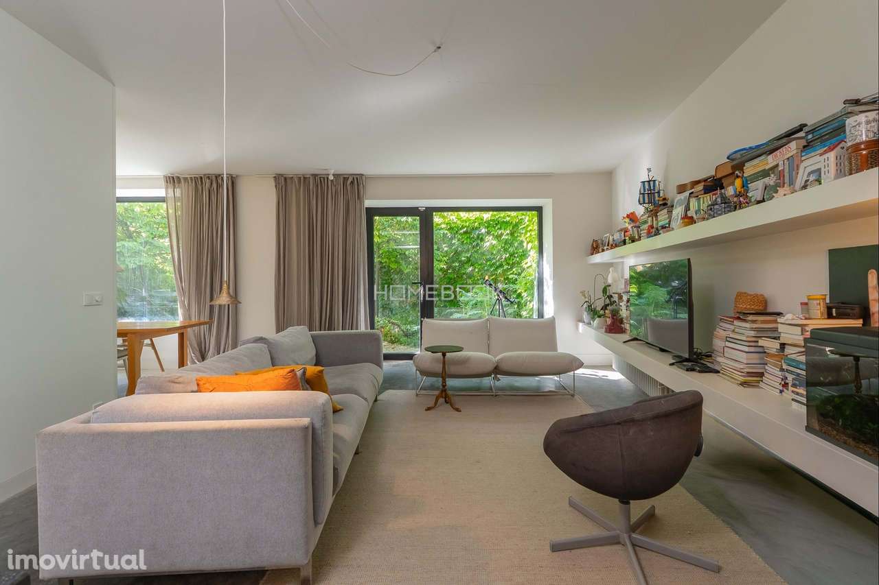 Exclusiva Moradia Histórica no Coração de Odivelas - Grande imagem: 2/33