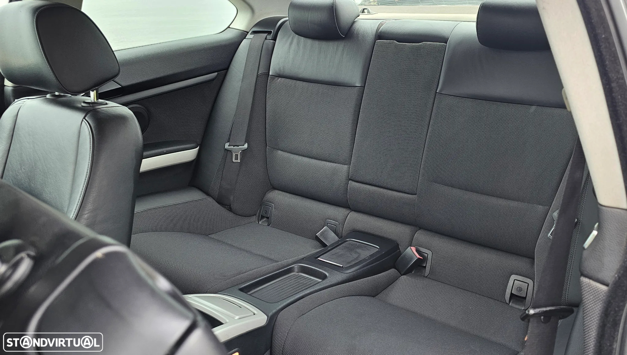 BMW 320 d Coupe - 14