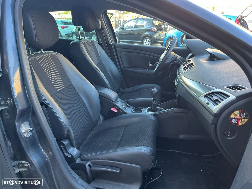 Renault Mégane Sport Tourer 1.5 dCi Dynamique S - 9