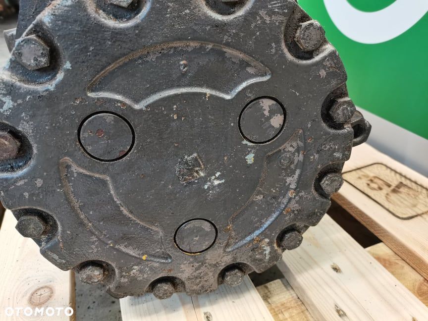 Massey Ferguson 3090 {Zwrotnica prawa} - 3