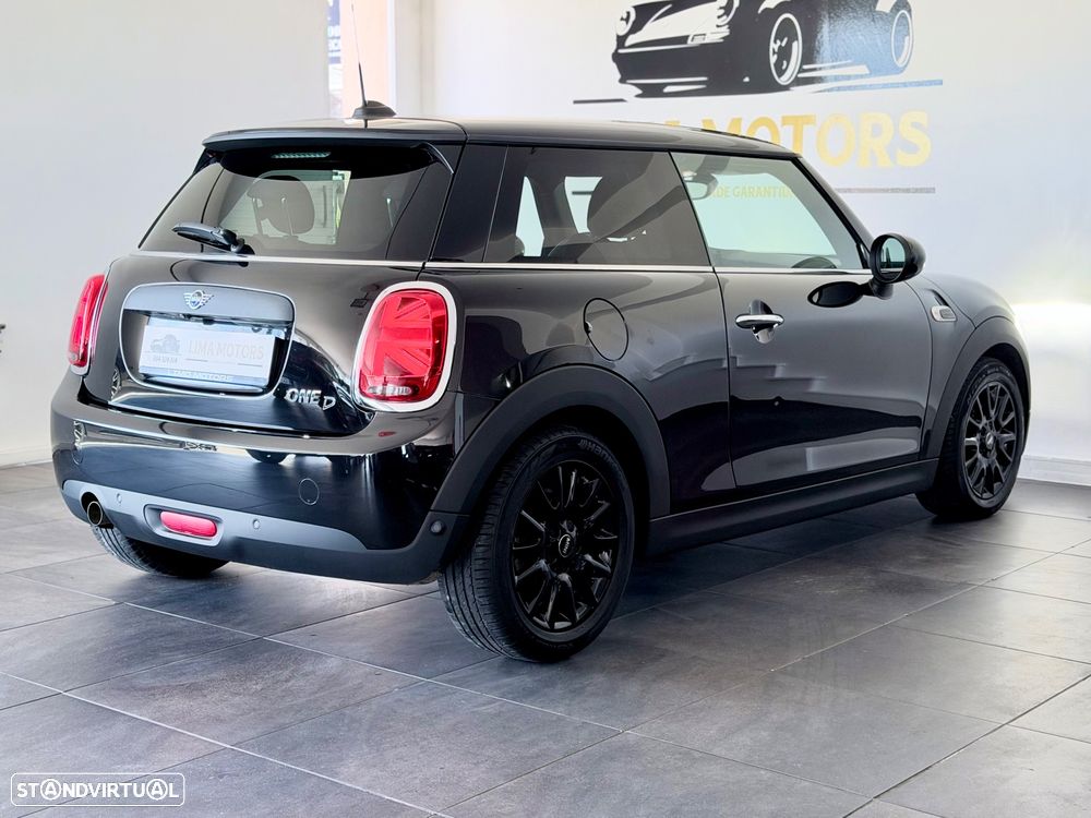 MINI 3 Portas One D - 8