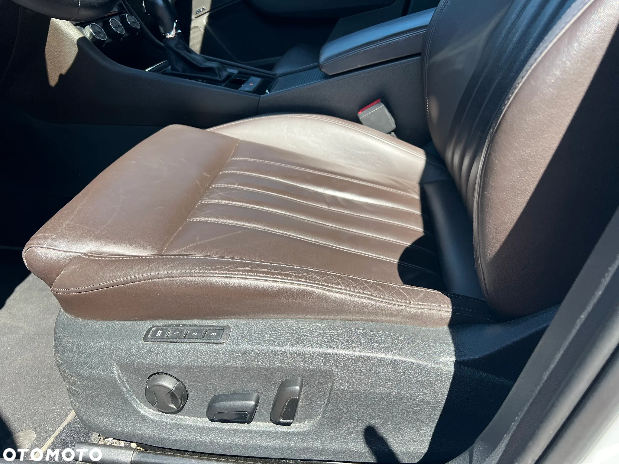 Skoda Superb Combi 2.0 TDI DSG L&K - 20