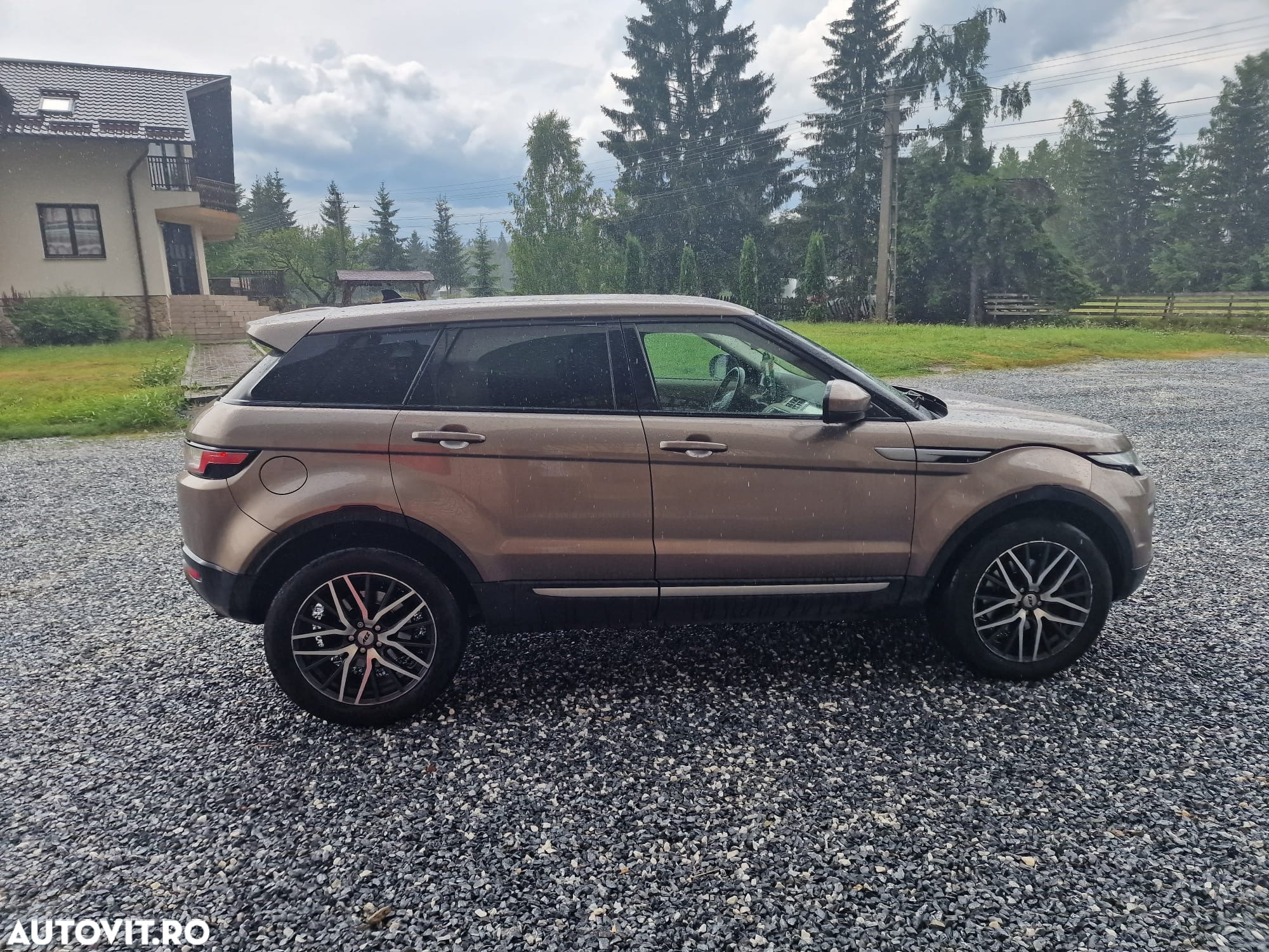 Land Rover Range Rover Evoque 2.0 D180 HSE - 2
