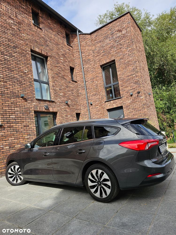 Ford Focus 1.0 EcoBoost Start-Stopp-System ST-LINE DESIGN - 3