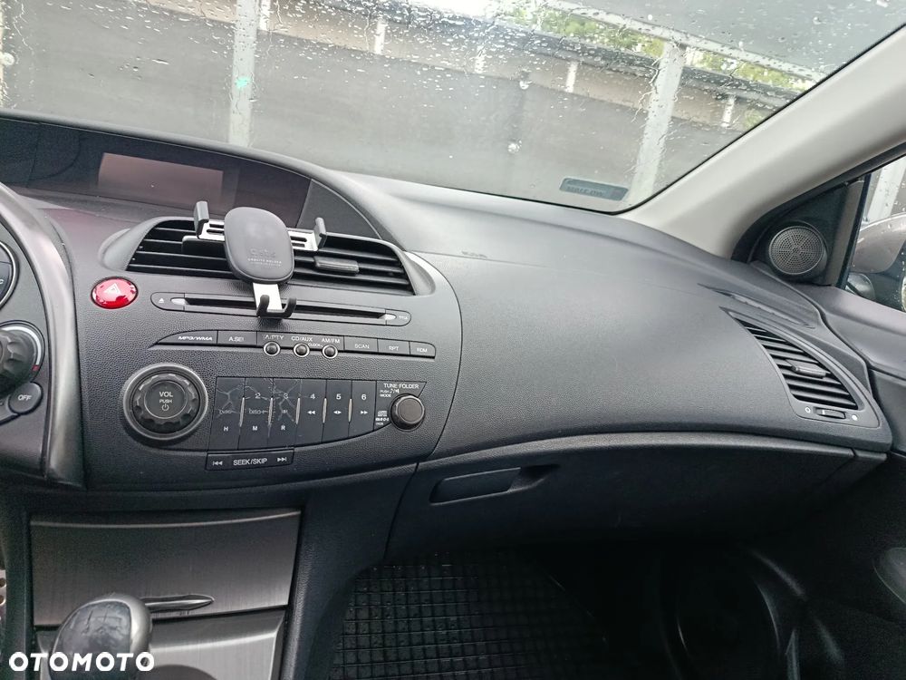 Honda Civic 1.8 Sport - 10