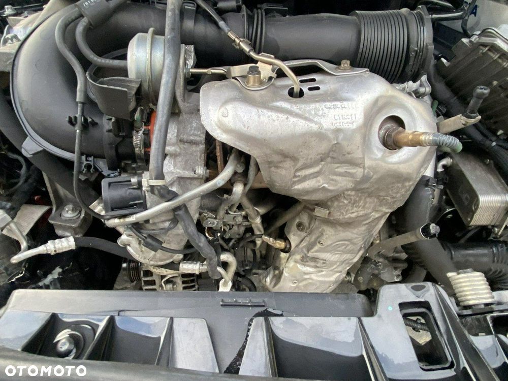 Mercedes-Benz CLA 180 7G-DCT - 10